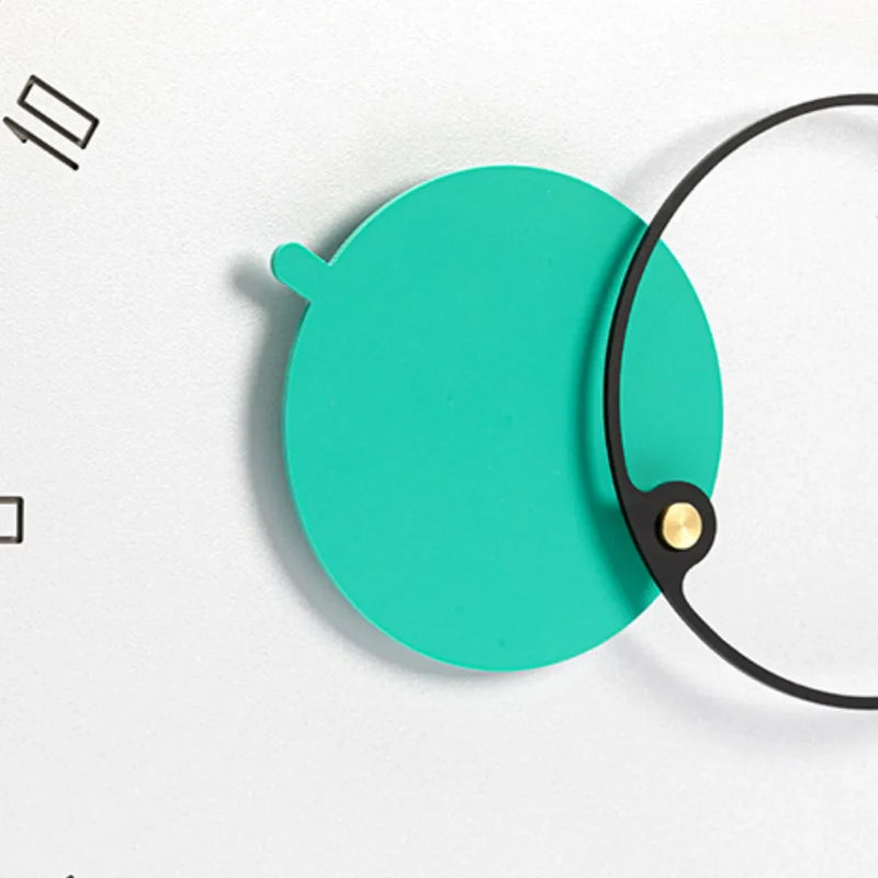 Nori Modern Clock