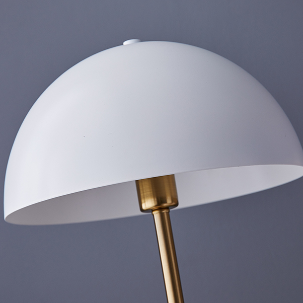Broderick Solid Wood Table Lamp