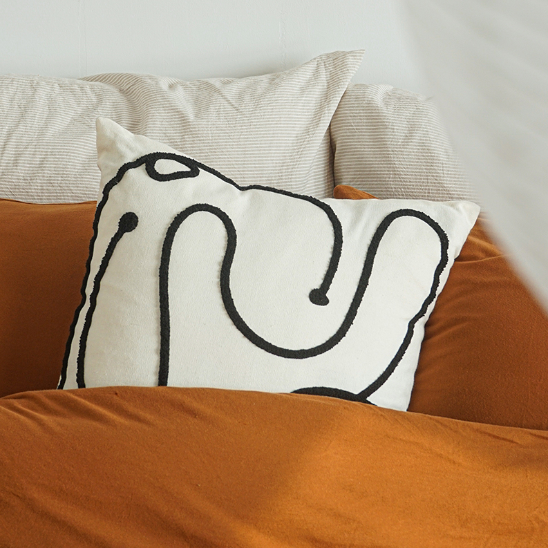 Daysun Pillow Cover & Insert