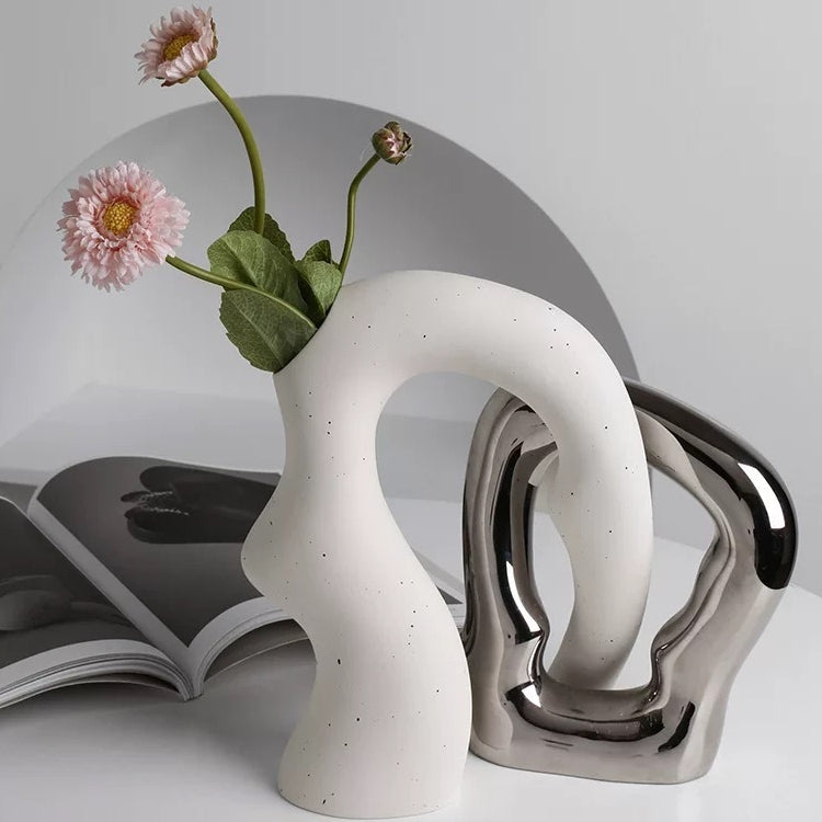 Roderick Ceramic Table Vase